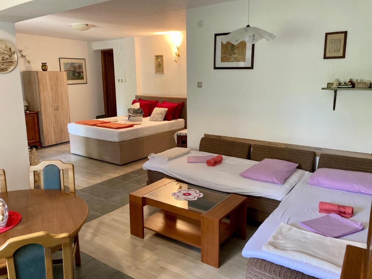 Studio Apartman Palma Novi Vinodolski Exteriér fotografie